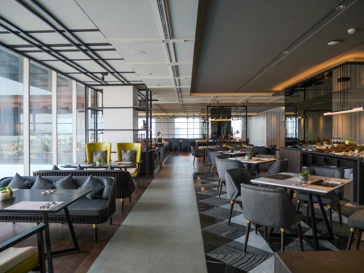 แกรนด์ เมอร์เคียว ซูราบายา ซิตี้ Hotel สุราบายา ภายนอก รูปภาพ
